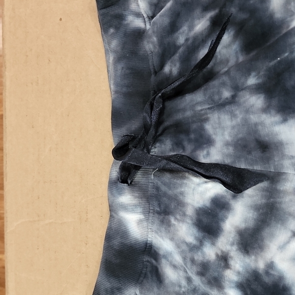 Kyodan lounge tye-dye shorts medium - Picture 3 of 5